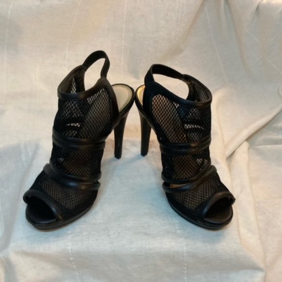 Jessica Simpson Fedelee Mesh Platform Heels - Picture 5 of 5